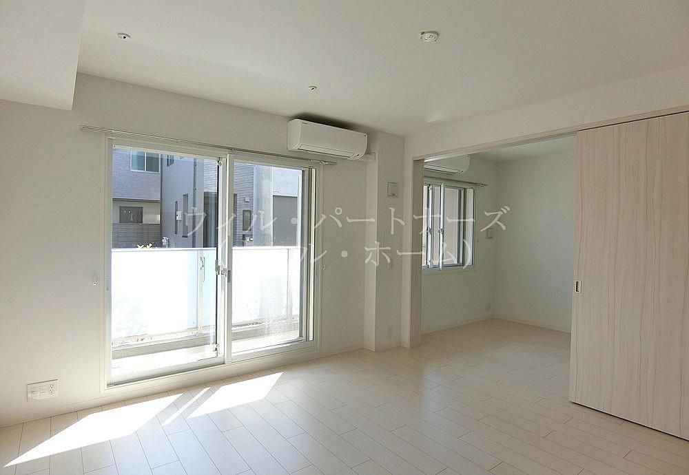 �y���̑������E�X�y�[�X�z�@���Ԏ��A���ݔ��ʏZ�ˉ摜�ł�/���[���J���[�قȂ�܂�