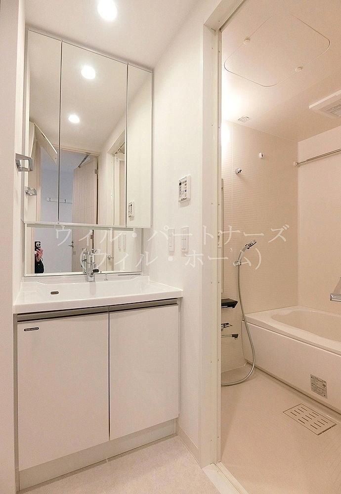 �y���ʏ��z�@���Ԏ��A���ݔ��ʏZ�ˉ摜�ł�/���[���J���[�قȂ�܂�