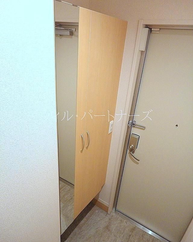 �y���ցz�@���Ԏ�蓯�d�l�A���E���]�^�C�v�A�ʏZ�ˉ摜�ł�