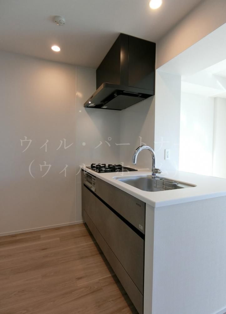 �y�L�b�`���z�@���Ԏ��A���E���]�ʏZ�ˉ摜�ł�