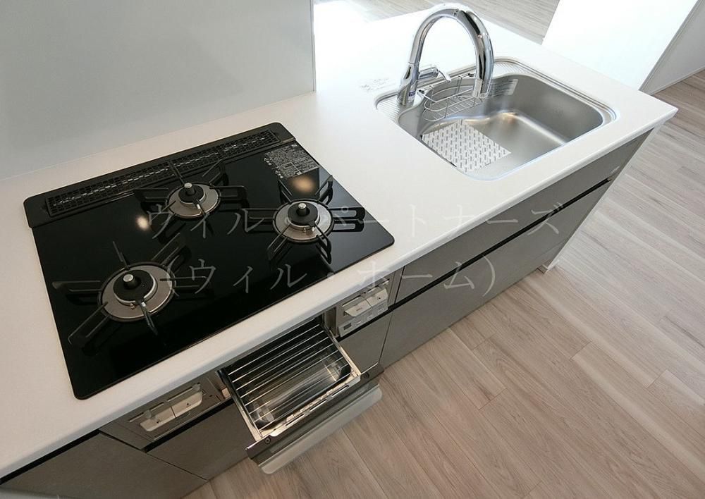 �y�L�b�`���z�@���Ԏ��A���E���]�ʏZ�ˉ摜�ł�