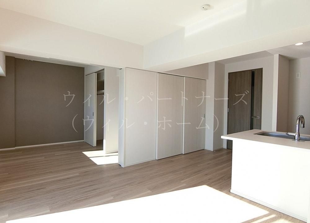 �y�����E���r���O�z�@���Ԏ��A���E���]�ʏZ�ˉ摜�ł�