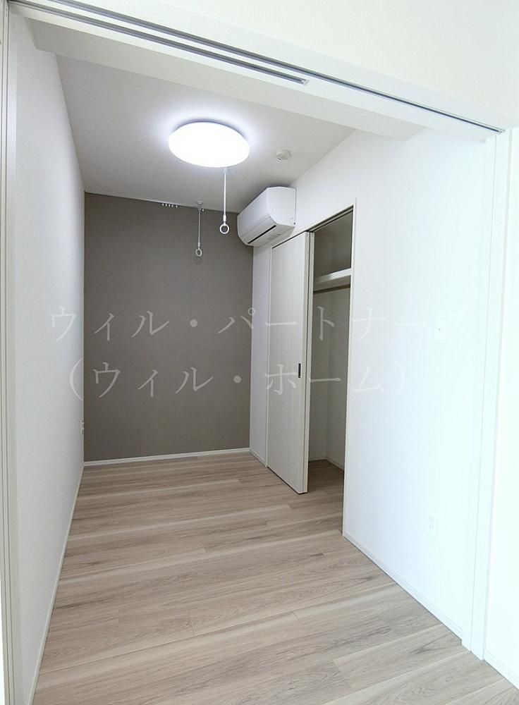 �y���̑������E�X�y�[�X�z�@���Ԏ��A���E���]�ʏZ�ˉ摜�ł�