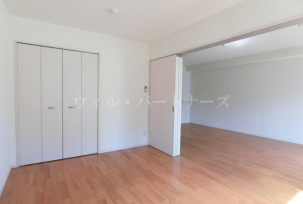 �y���̑������E�X�y�[�X�z�@�N���[�j���O�O�̎B�e�摜�ł�