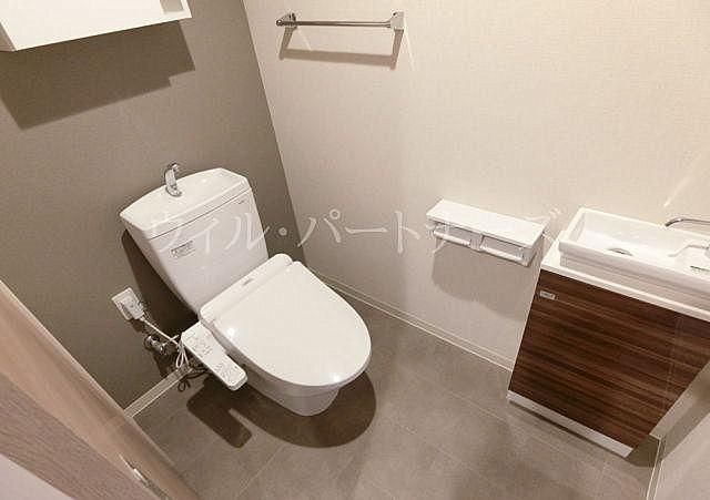 【トイレ】　4階トイレ