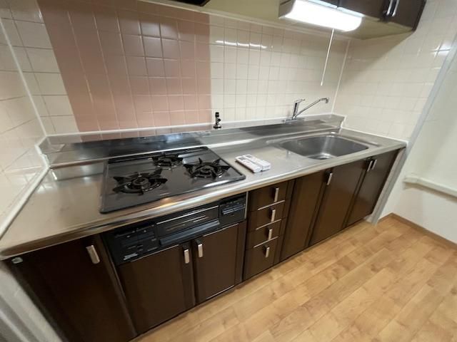 �y�L�b�`���z�@