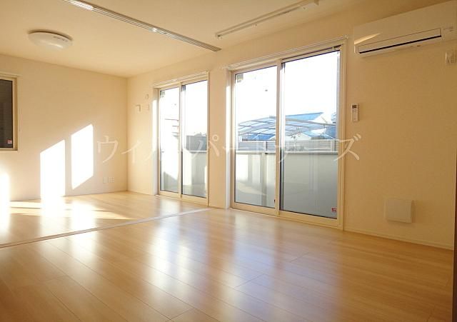 �y�����E���r���O�z�@���Ԏ�蓯�d�l�A���E���]�^�C�v�̂������ł�