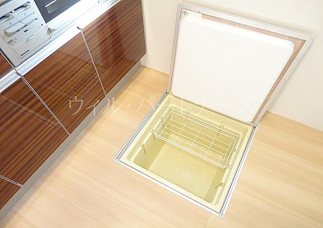 �y���[�z�@���Ԏ�蓯�d�l�A���E���]�^�C�v�̂������ł�