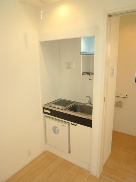 �y�L�b�`���z�@