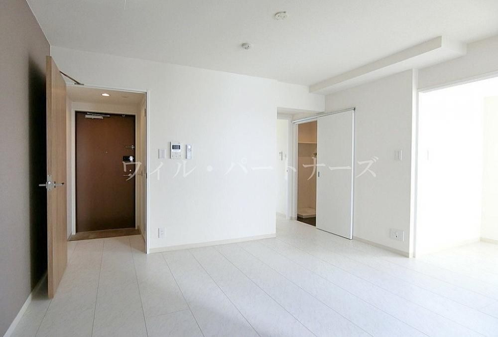 �y���ցz�@���E���]�^�C�v�̓����摜�ł�