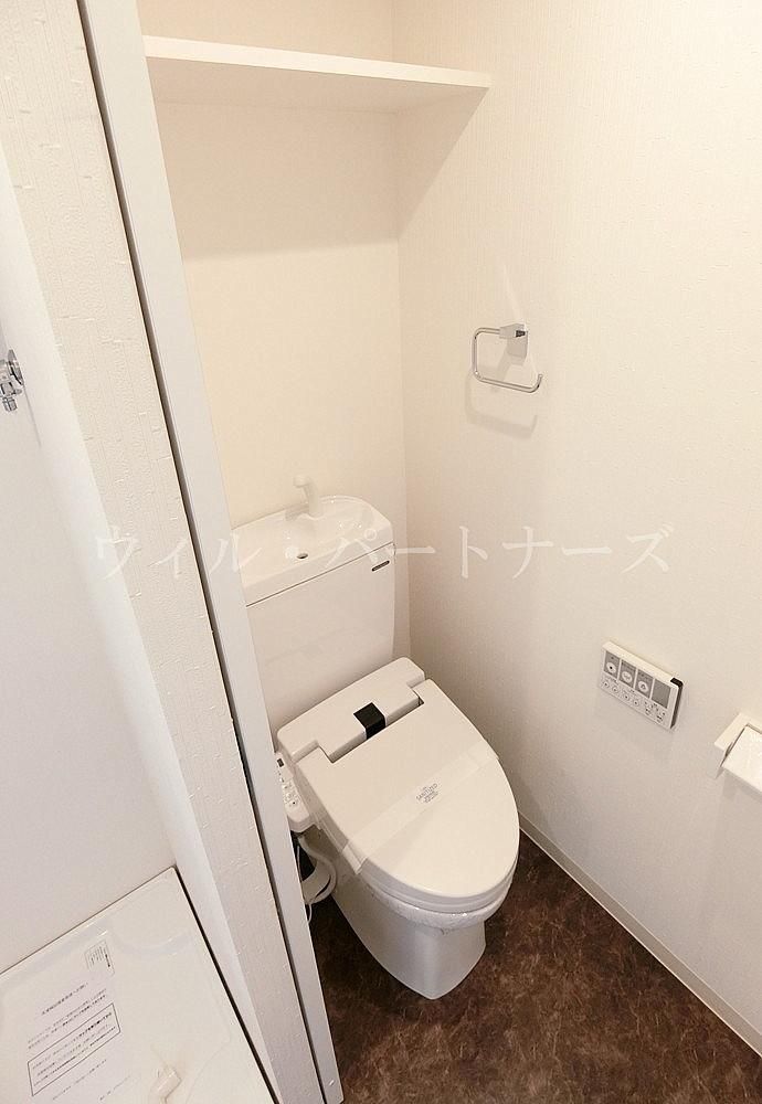 �y�g�C���z�@���E���]�^�C�v�̓����摜�ł�