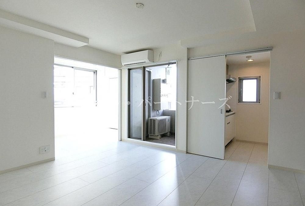 �y���̑��z�@���E���]�^�C�v�̓����摜�ł�