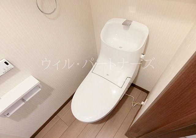 【トイレ】　温水洗浄便座付き！！