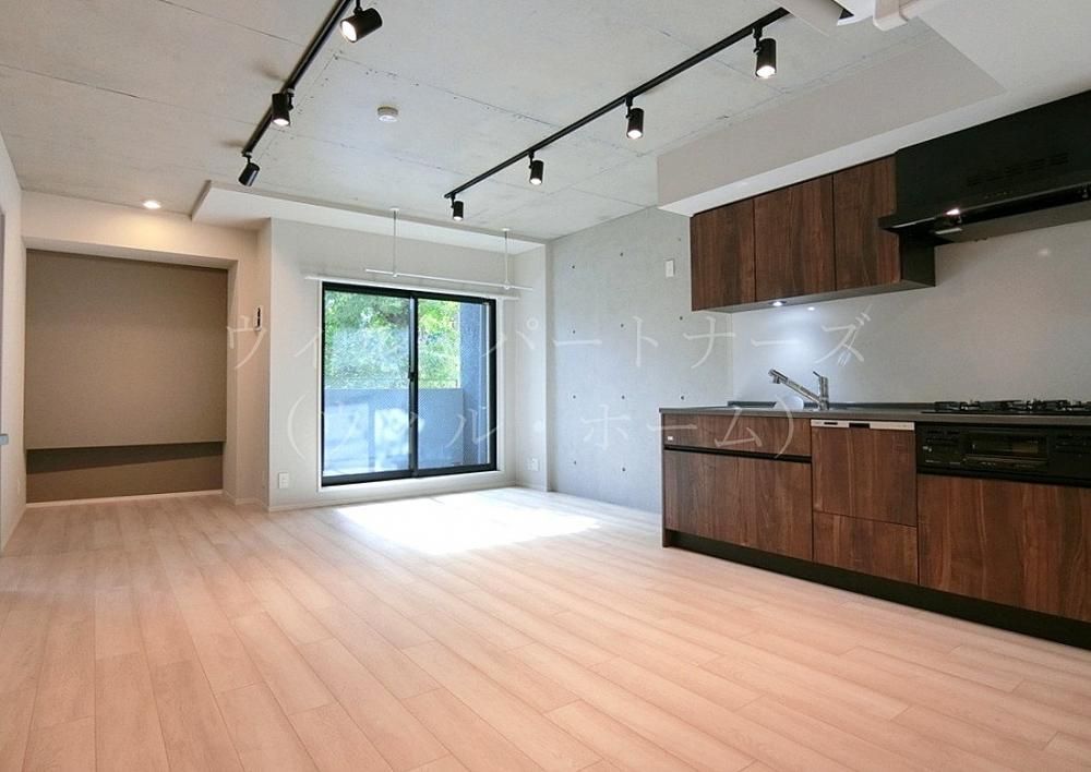 �y�����E���r���O�z�@�ڍׂ͂��C�y�ɂ��₢���킹��������