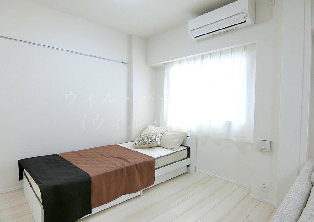 �y���̑������E�X�y�[�X�z�@���Ԏ��A���E���]�^�C�v/���f�����[��