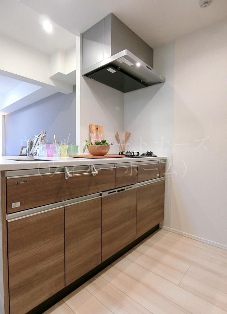 yLb`z@ԎʏZˁAf[摜ł