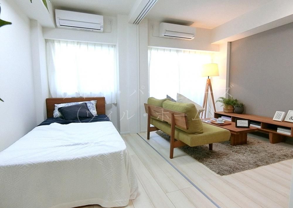 y̑EXy[Xz@ԎʏZˁAf[摜ł