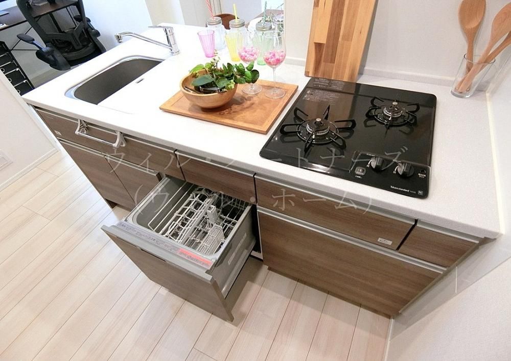 yLb`z@ԎʏZˁAf[摜ł