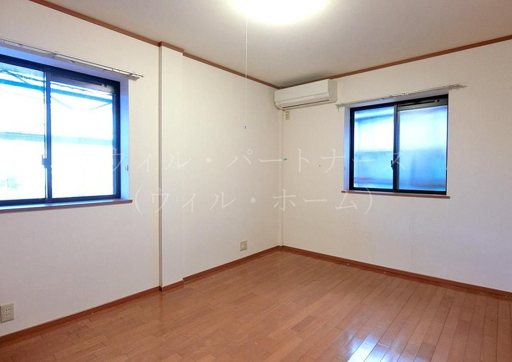 y̑EXy[Xz@N[jOO̎Be摜ł