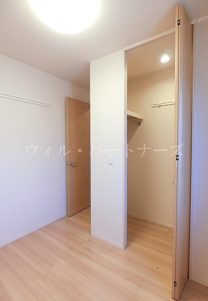 y[z@Ԏ蓯dlAE]^Cv̉摜ł