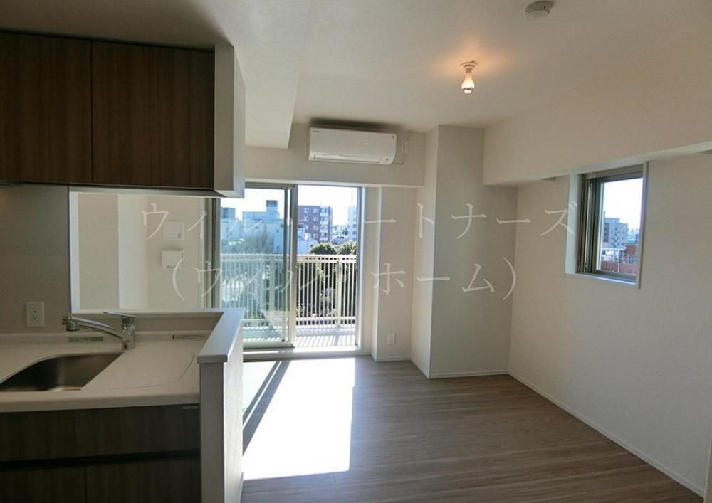 �y�����E���r���O�z�@���Ԏ�蓯�d�l�A�ʏZ�ˉ摜�ł�