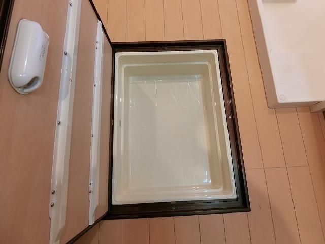 �y���[�z�@