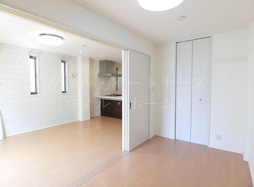 �y���̑������E�X�y�[�X�z�@�N���[�j���O�O�̎B�e�摜�ł�