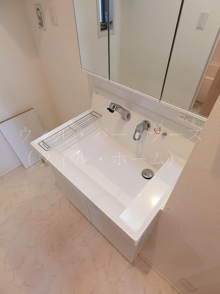 �y���ʏ��z�@�N���[�j���O�O�̎B�e�摜�ł�