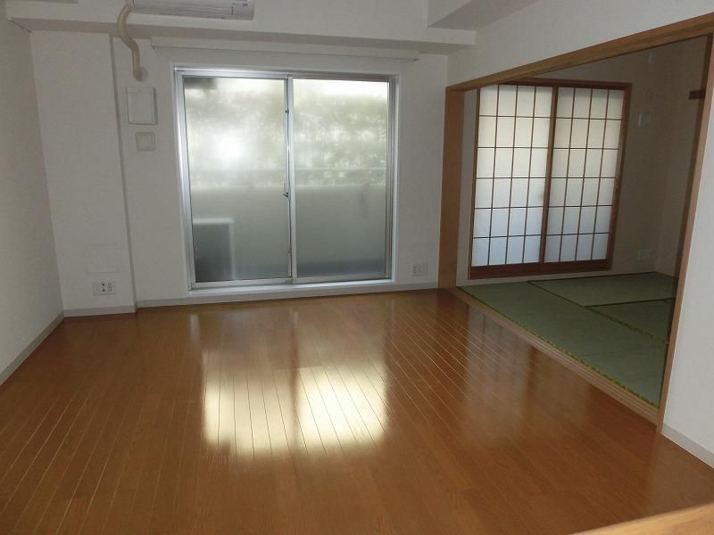 �y���̑��ݔ��z�@