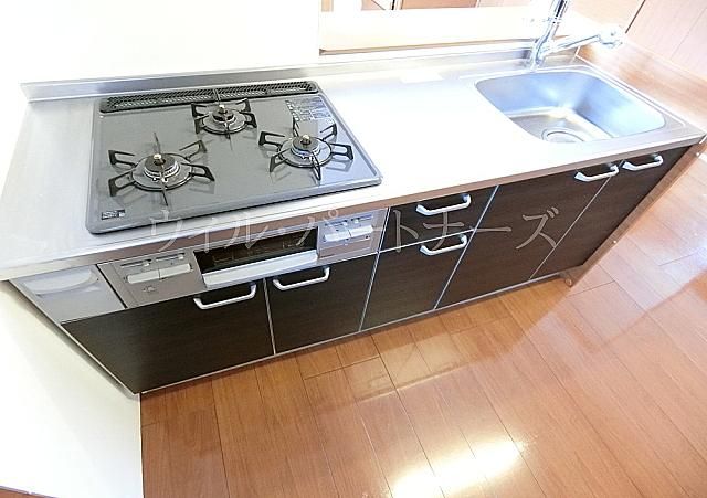 �y�L�b�`���z�@���Ԏ�蓯�d�l�A���E���]�Z�ˉ摜�ł�