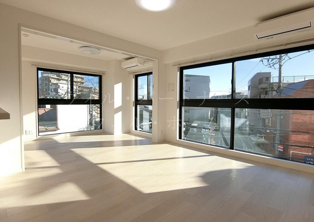 �y�����E���r���O�z�@�ڍׂ͂��C�y�ɂ��₢���킹��������