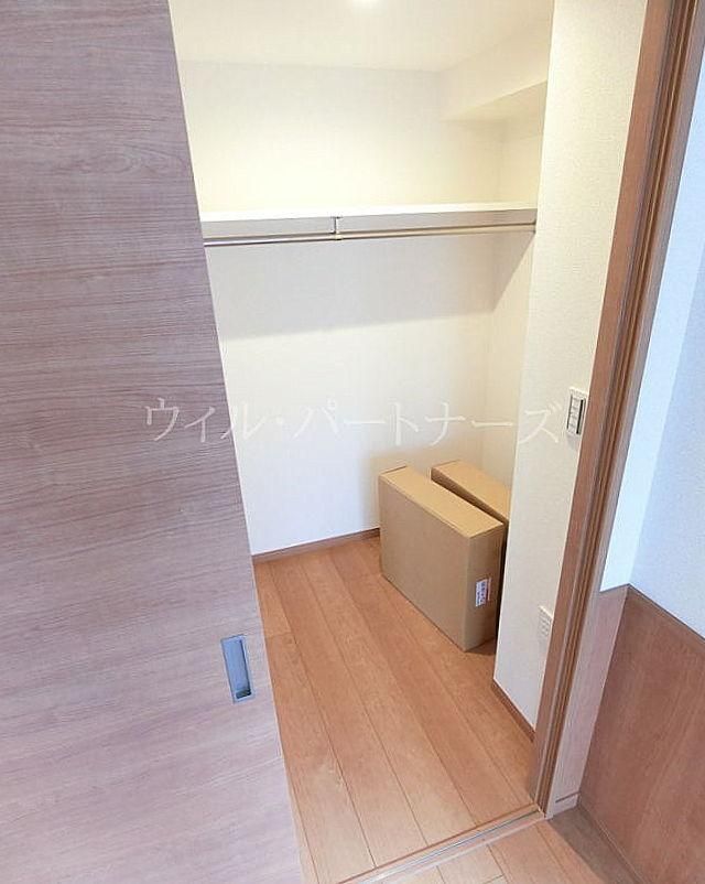 �y���[�z�@���Ԏ�蓯�d�l�A�ʏZ�ˉ摜�ł�