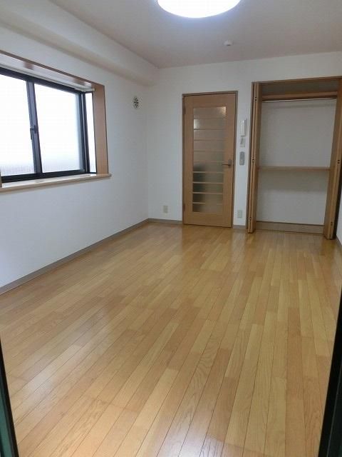 �y���̑������E�X�y�[�X�z�@