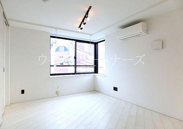 �y�����E���r���O�z�@�����摜�͑S�ăN���[�j���O�O�ł�