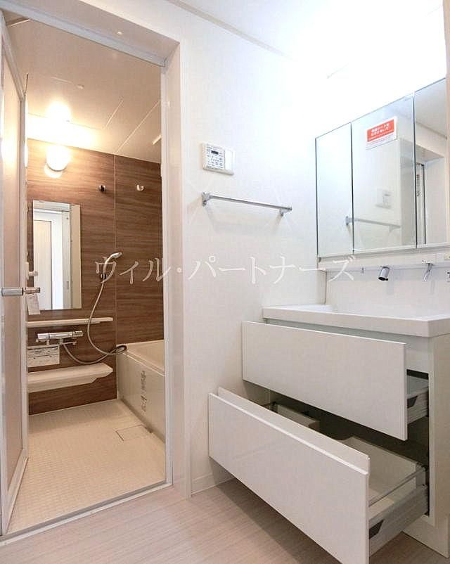 �y���ʏ��z�@�p�E�_�[���[��