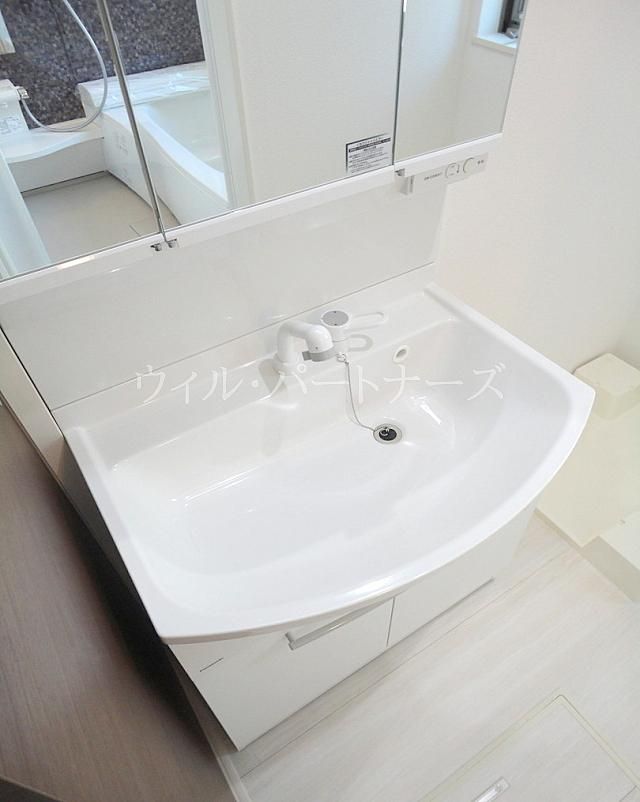 �y���ʏ��z�@�V�����[�t���h���b�T�[