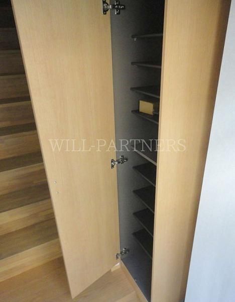 �y���ցz�@�p���t���V���[�Y�{�b�N�X:���Ԏ�蔽�]�ʐ^