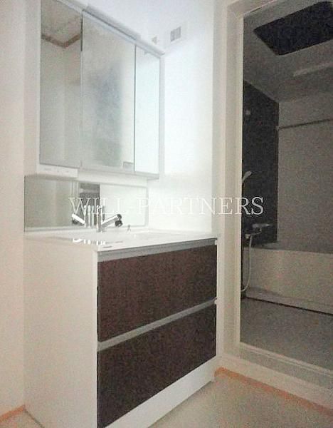 �y���ʏ��z�@�p�E�_�[���[��:���Ԏ�蔽�]�ʐ^