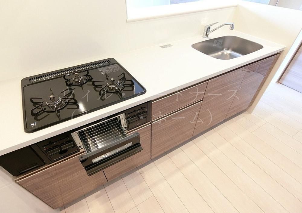 �y�L�b�`���z�@���Ԏ��3�K�A�ʏZ�ˉ摜�ł�