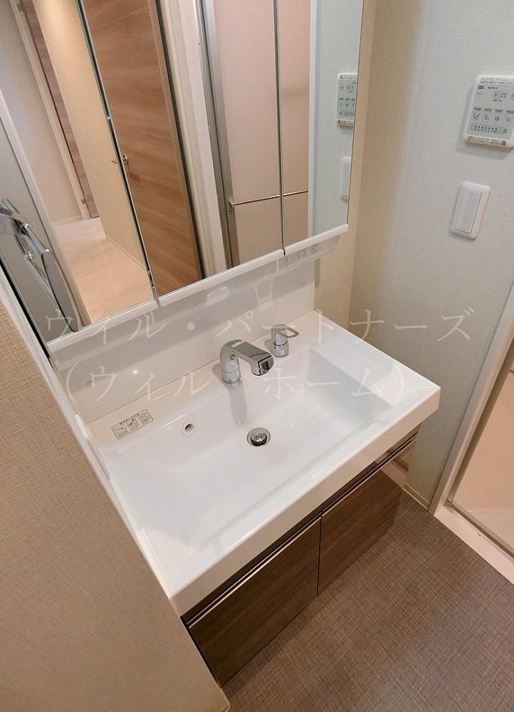 �y���ʏ��z�@���Ԏ��3�K�A�ʏZ�ˉ摜�ł�