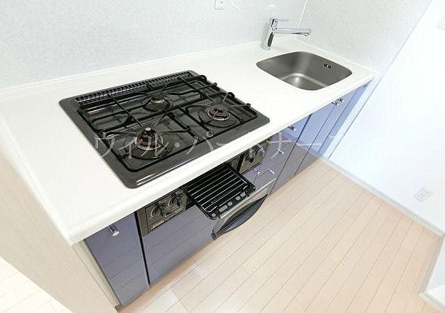 �y�L�b�`���z�@���Ԏ�荶�E���]�^�C�v�A�ʏZ�ˉ摜�ł�