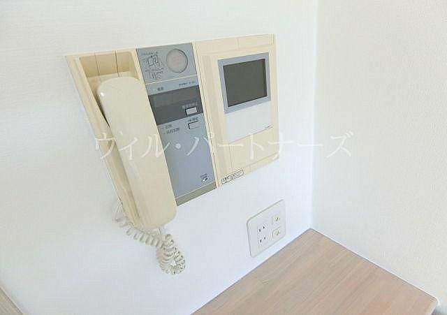 �y�Z�L�����e�B�z�@���Ԏ�荶�E���]�^�C�v�A�ʏZ�ˉ摜�ł�