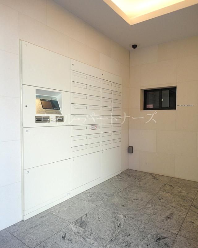 �y���̑��ݔ��z�@��z�{�b�N�X����