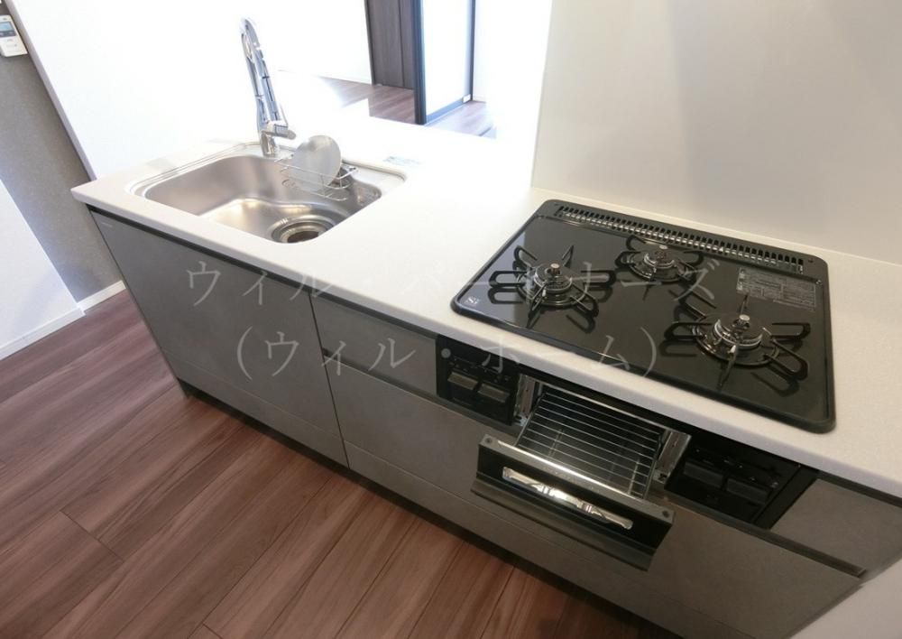 �y�L�b�`���z�@���Ԏ��A�ʏZ�ˉ摜�ł�