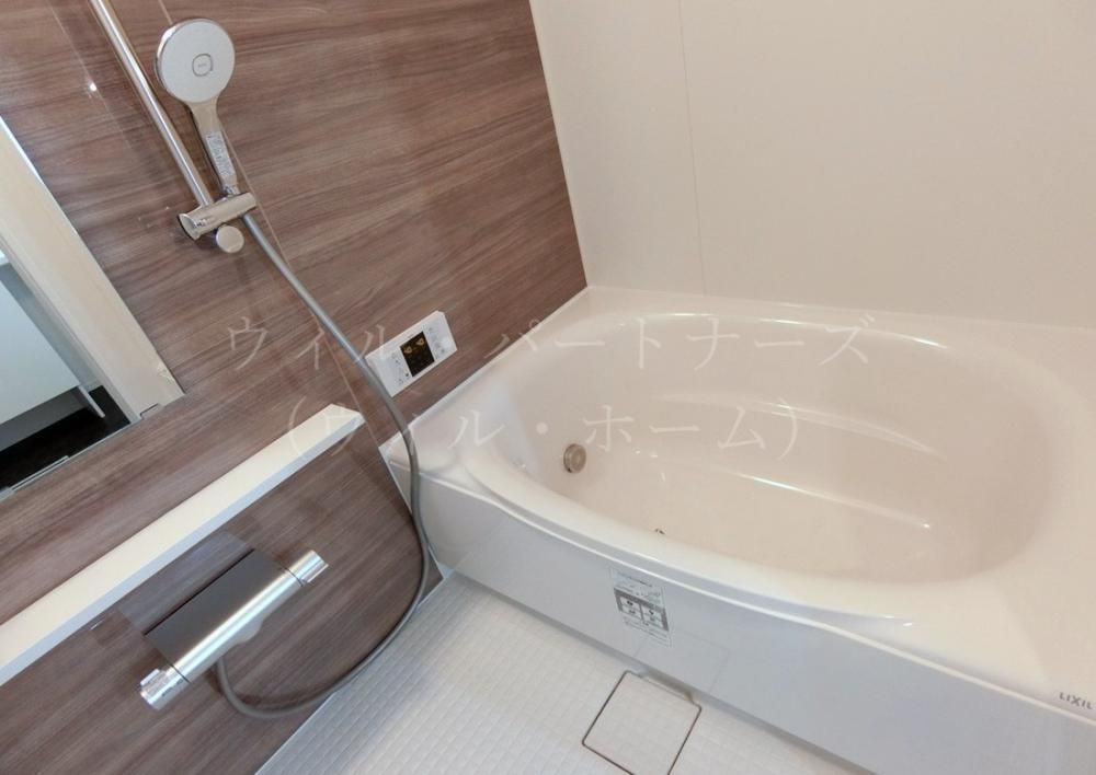 �y�o�X�z�@���Ԏ��A�ʏZ�ˉ摜�ł�