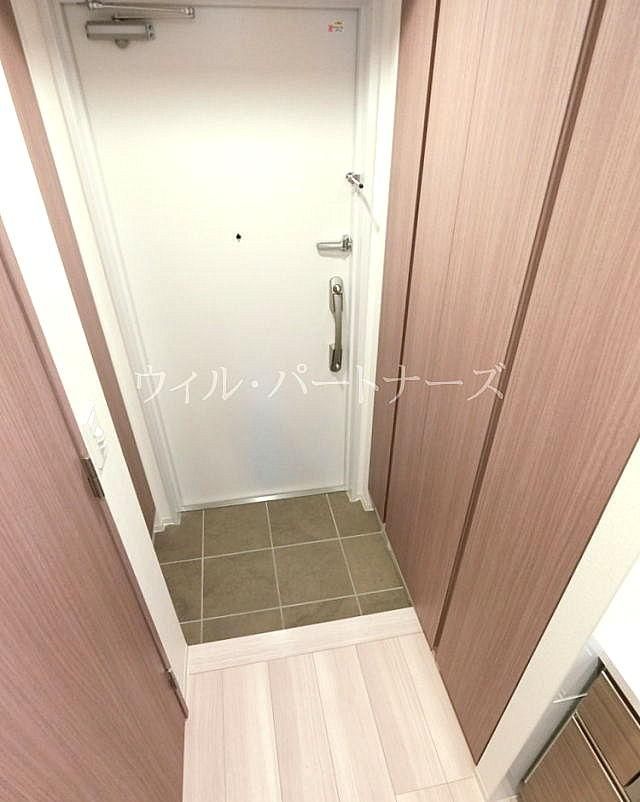 �y���ցz�@���Ԏ��A���E���]�^�C�v�̓����摜�ł�