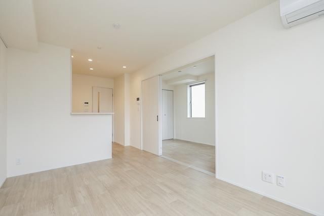 �y���̑������E�X�y�[�X�z�@�ڍׂ͂��C�y�ɂ��₢���킹���������B