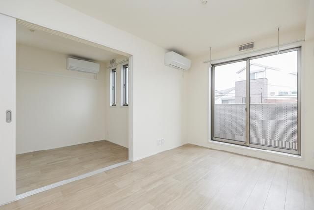 �y���̑������E�X�y�[�X�z�@�ڍׂ͂��C�y�ɂ��₢���킹���������B