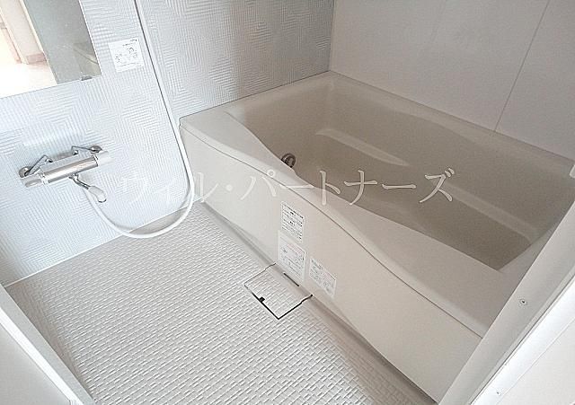 【バス】　追い炊き機能に浴室乾燥機能付き！