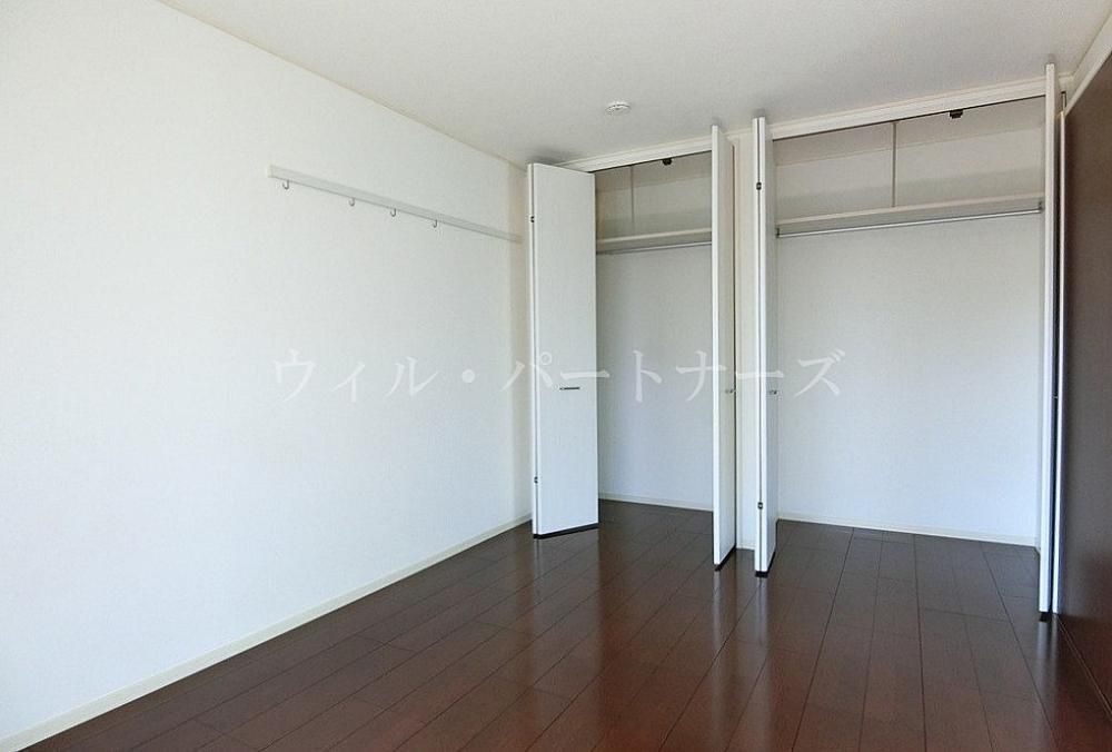 �y���̑������E�X�y�[�X�z�@���Ԏ��A�ʏZ�ˉ摜�ł�